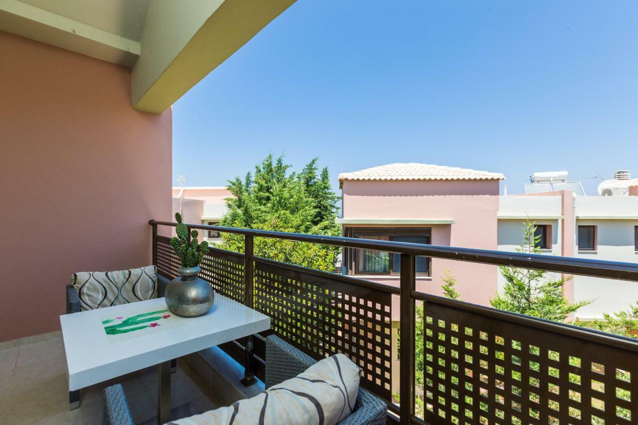 Cretan Royalty Hotel Rethymno Exterior foto